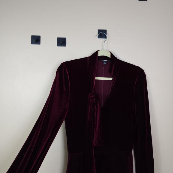 Black Halo Red Velvet Ruby Dress Size 10 FLAWED - Picture 4 of 12